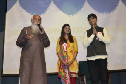 Hitesh and Shubhangi with Bhramarishi Subhash Patriji at 13th NCSS, New Delhi